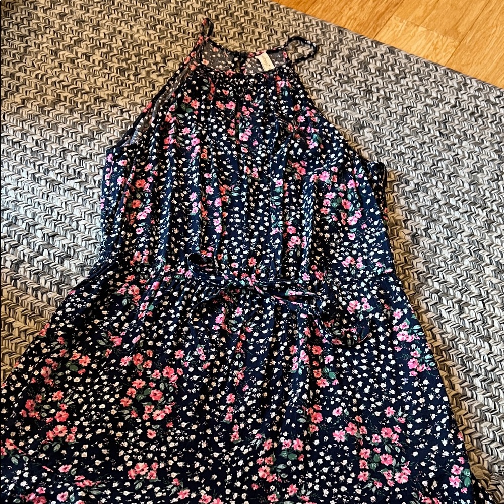 Beebop Floral Navy romper. XL.